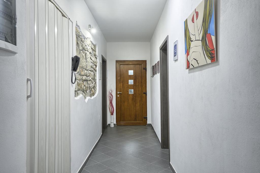 Top Center Rooms & Studio Пула Екстер'єр фото