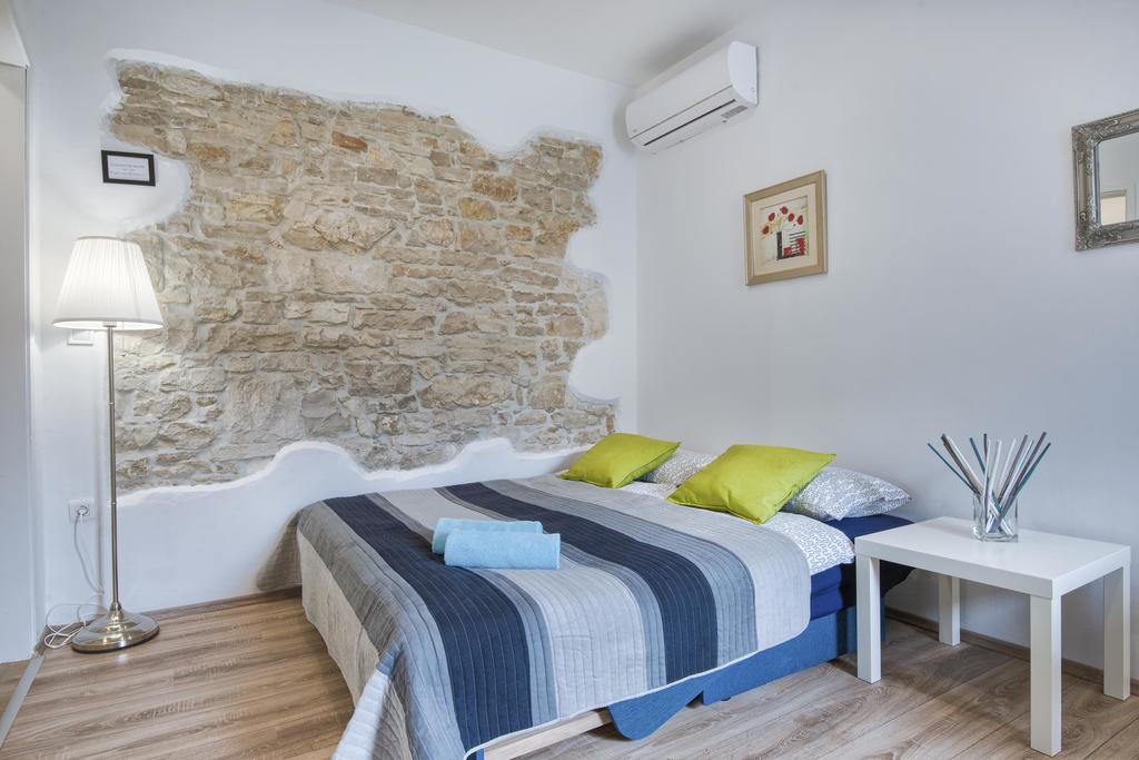 Top Center Rooms & Studio Пула Екстер'єр фото